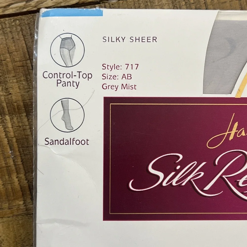 HANES Silk Reflections Pack Of 5 Vintage NOS Size AB  Pantyhose